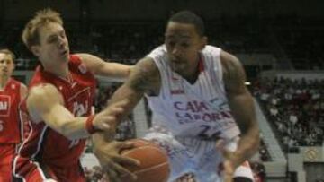 Marcus Haislip ante Toppert.