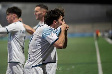 David Mella celebra su gol al Covadonga en Copa.
