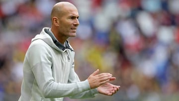 Zidane: "¿Bale, jugando al golf? Ojalá se haya entrenado..."