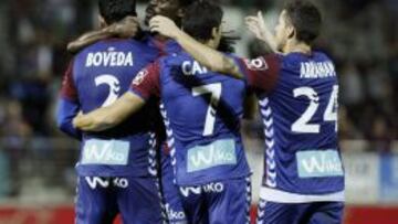 Los jugadores del Eibar se medirán al Real Madrid el próximo día 22.