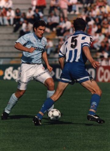Jugó desde la temporada 1991/92 hasta la temporada 1998/99. Marcó un total de 114 goles en 195 partidos disputados.