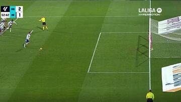 La Romareda, echando humo con este penalti: quiso ser Lewandowski y acabaron perdiendo