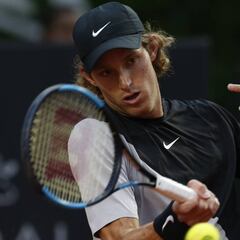 Jarry vs Fognini (6-1, 1-6, 4-6) en la final del ATP de Sao Paulo