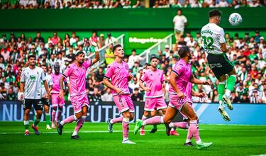 Aprobados y suspensos del Racing contra el Castellón: Iñigo Vicente lo eclipsa todo