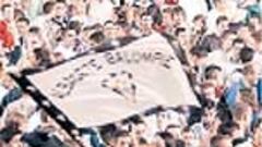 Once peñas están a favor de la dimisión de Ferrando