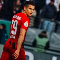 Borré, cuestionado en Alemania por la falta de gol