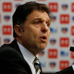 Mosa: "No estoy dispuesto a dar el voto a la derecha económica"