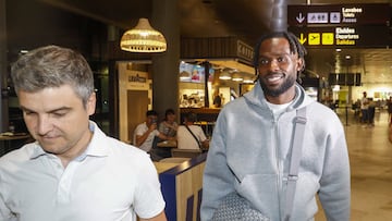Koyalipou llega a Valencia para firmar por el Levante: “Estoy muy contento”