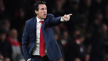 El técnico español del Arsenal, Unai Emery, durante un partido.