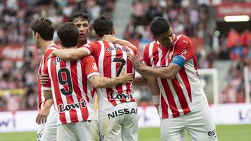 25-05-25. COTE CELEBRA EL GOL DE GASPAR JUNTO A QUEIPO.