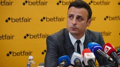 Berbatov: "I hope Pochettino rejects Real Madrid"