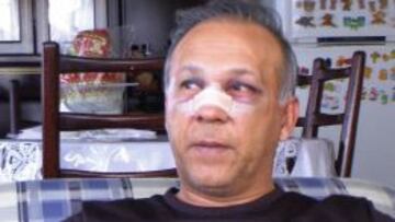 El técnico boliviano Vladimir Soria, agredido por el centrocampista de su propio equipo, el Bolivar.
