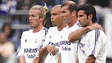 <b>BARRERA DE ORO</B>. Beckham, Ronie, Zidane y Figo, galácticos para todo.