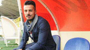 Ruben de la Barrera, entrenador del cultural durante una sesión de entrenamiento.