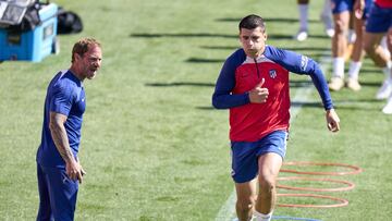 Morata, en el entrenamiento del Atlético. Sin Paulista, esguince.