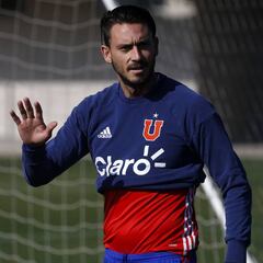 El equipo ideal que prepara Hoyos con el arribo de Pinilla