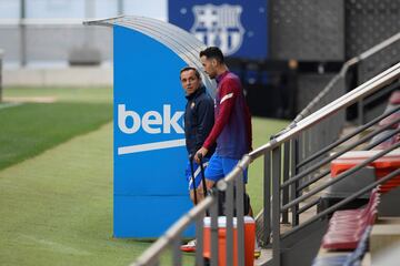 El primer entrenamiento con Sergi Barjuan en imágenes