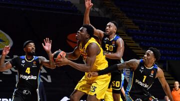 Nnaji se hace hueco ante el Maccabi.