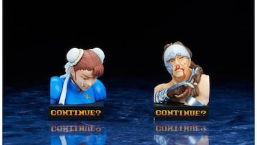 Las figuras de los personajes derrotados de Street Fighter II