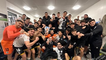 Foto de celebración de Unionistas 25-26.