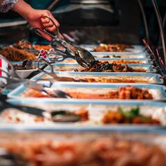 Una microbióloga señala los lugares en los que “nunca comería”