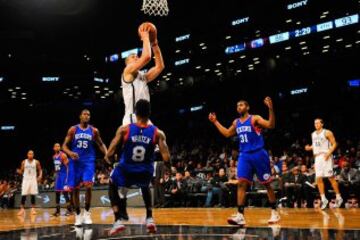 Mason Plumlee y Tony Wroten.