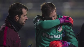 Oblak sufre grave lesión en el hombro y volverá a jugar en abril