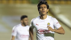 La alineación titular de Chivas para enfrentar a Querétaro