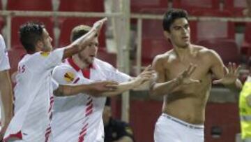 Perotti celebra el gol del Sevilla.