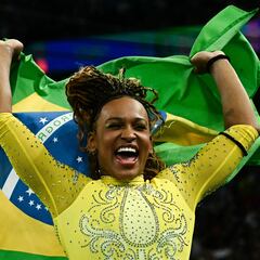 ¿Quién es Rebeca Andrade? La gimnasta brasileña que le ha hecho frente a Simone Biles en los Juegos Olímpicos
