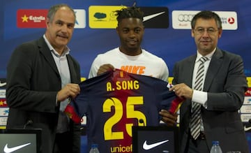 Alex Song.