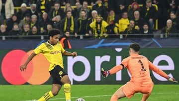 Borussia Dortmund manager Edin Terzić compares Karim Adeyemi to the roadrunner after he scored the only goal in their win over Chelsea.