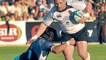 <b>ESPECTACULAR. </b>El estreno de la Liga Superibérica en el Pepe Rojo no defraudó: 3.000 espectadores y Michael Robinson entre los presentes.