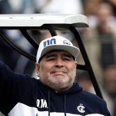Del Indio para Maradona: su bienvenida a Gimnasia y la comparación del Lobo con Boca