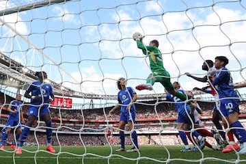 Mads Hermansen, en el Arsenal-Leicester City del pasado sábado.