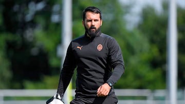 El espa?ol Daniel De Castro, durante un entrenamiento del Shakhtar Donestk en Ucrania