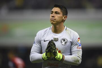 El canterano azulcrema estuvo con el América del 2012 al 2016 donde jugó en 42 cotejos.