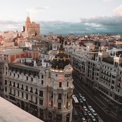 Pregunta cómo es vivir en España con niños y una estadounidense da una de cal y otra de arena: “España está lejos de ser eficiente”