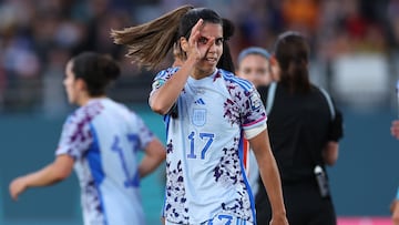 La jugadora Alba Redondo celebra el segundo gol para España en el minuto 17.  