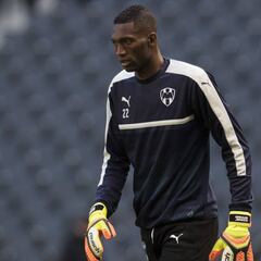 Presidente de Boca confirma interés en Alexander Domínguez