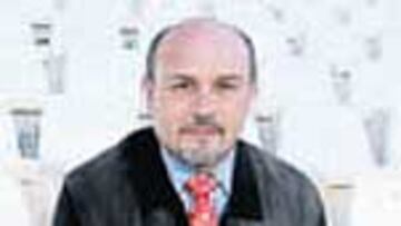 Contreras se queda solo.