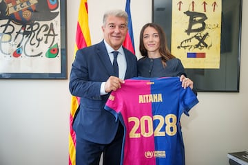 16/09/24 FUTBOL FEMENINO FC BARCELONA ACTO DE RENOVACION DE CONTRATO HASTA 2028 DE AITANA BONMATI  JOAN LAPORTA PRESIDENTE 

AITANA 2028/ Photo Credit: German Parga / FCBarcelona