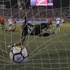 Así quedó la tabla del torneo: triunfo cruzado y derrota alba
