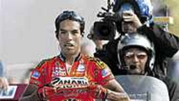 <B>ÁNDALE.</b> El mexicano Pérez Cuapio, como el año pasado en el Pordoi, ganó en la cima de San Giacomo.