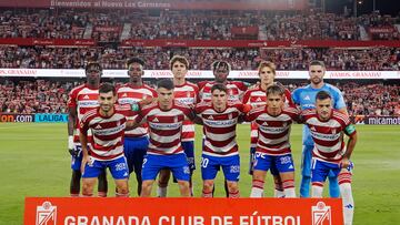 31-08 Granada CF-CD Mirandes correspondiente a la jornada 2 de la Liga Hypermotion (Segunda División) disputado en el Estadio Nuevo los Carmenes. En la imagen once inicial del Granada CF