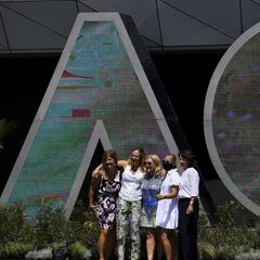 Australian Open to continue without fans as Victoria decrees lockdown