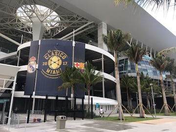 El Hard Rock Stadium, casa de los Miami Dolphins, está listo para el PSG vs Juventus y El Clásico Miami. Será el primer partido de fútbol en el estadio desde su remodelación.