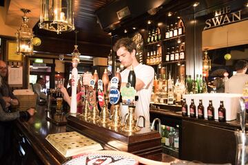 La cerveza, el acompañamiento de las tapas.