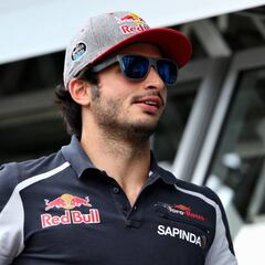 Sainz: “Si algún equipo paga por mí me podría ir”