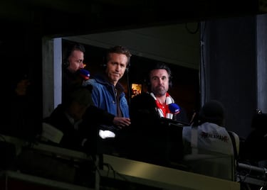 Wrexham keep Premier League dreams alive with win over Swans